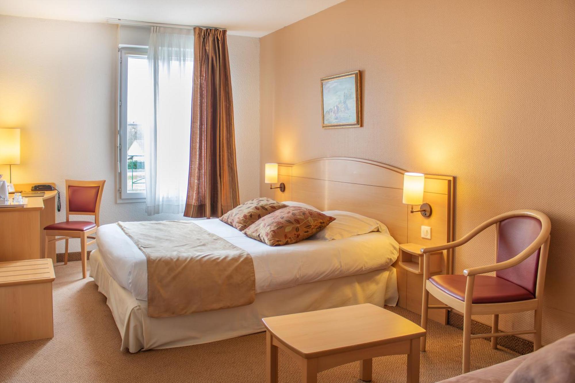 Brit Hotel 沙托丹 外观 照片