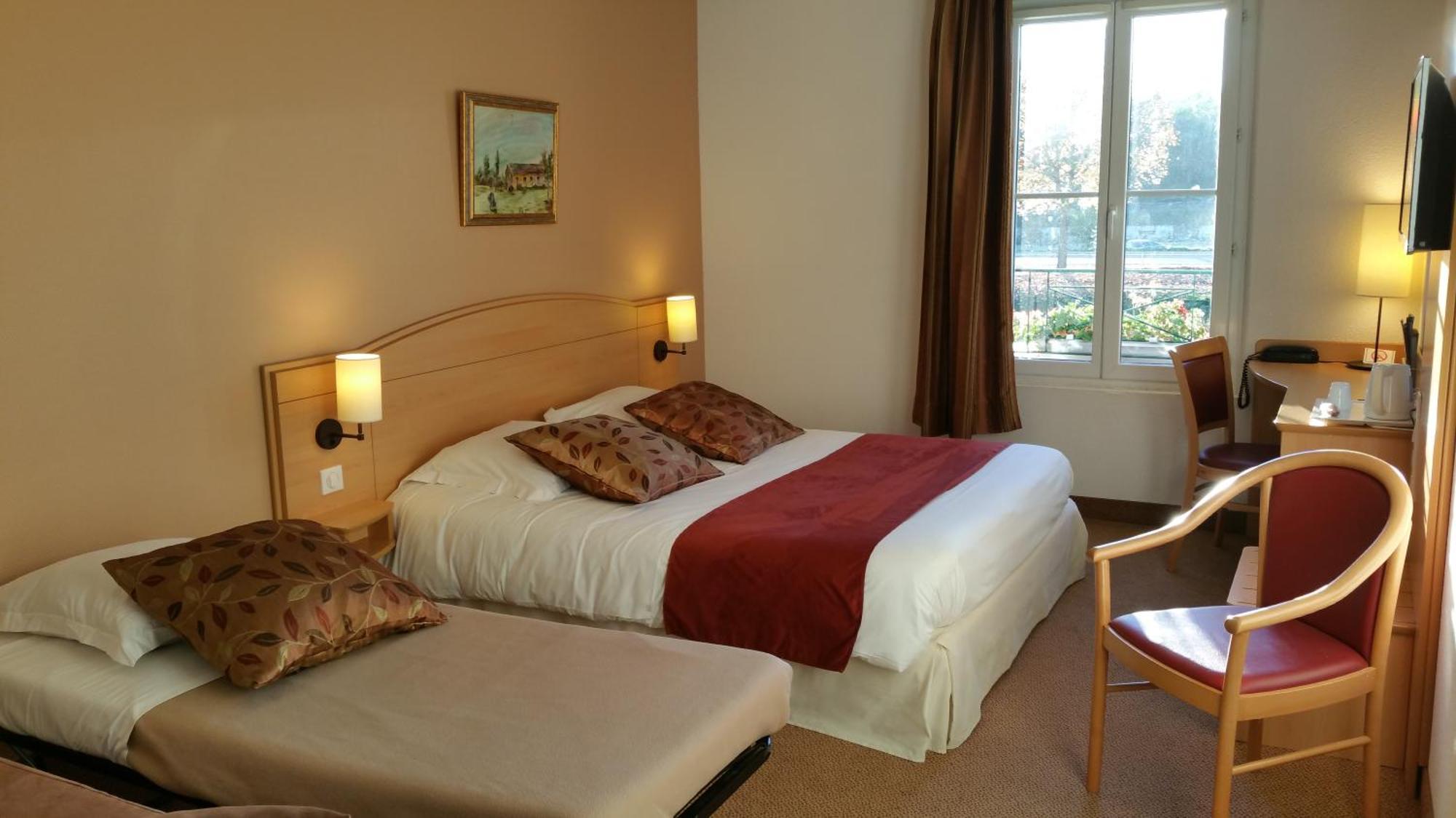 Brit Hotel 沙托丹 外观 照片