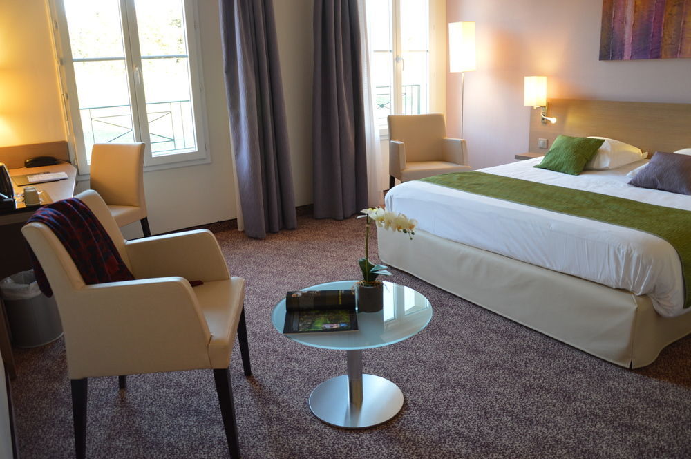 Brit Hotel 沙托丹 外观 照片