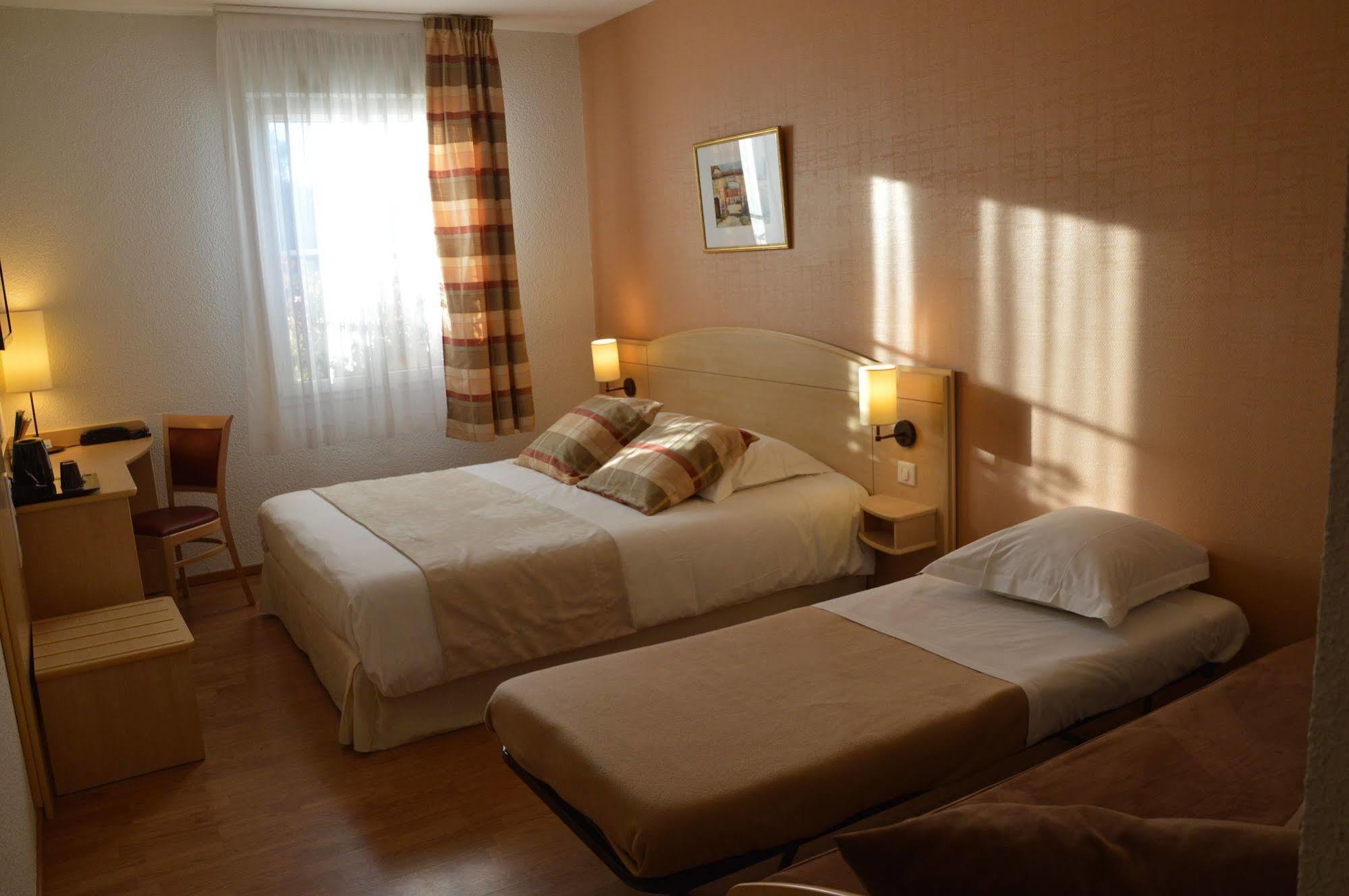 Brit Hotel 沙托丹 外观 照片