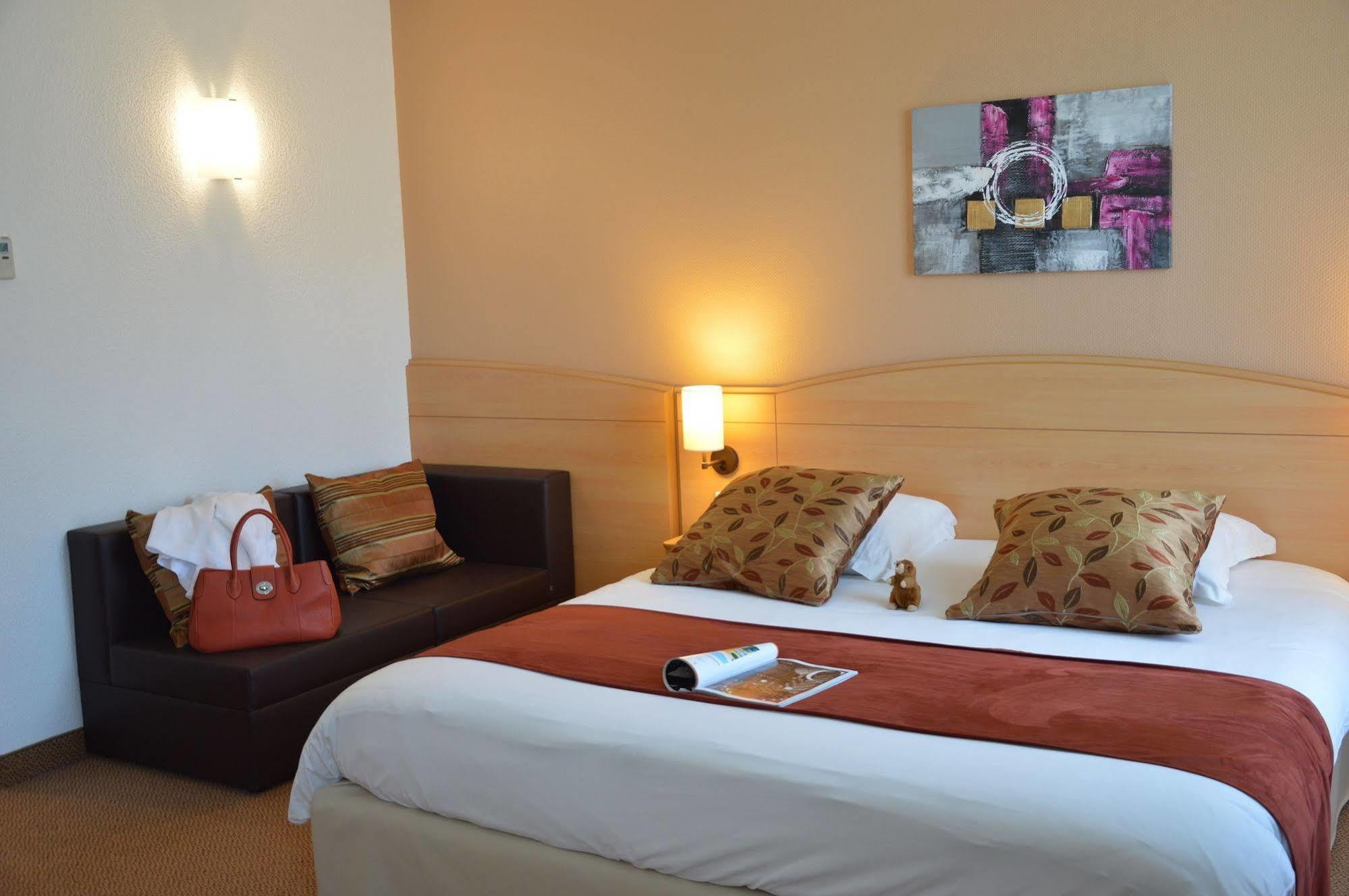 Brit Hotel 沙托丹 外观 照片